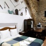Dormir en un castillo en España: historia, experiencias y la Cata Cantata